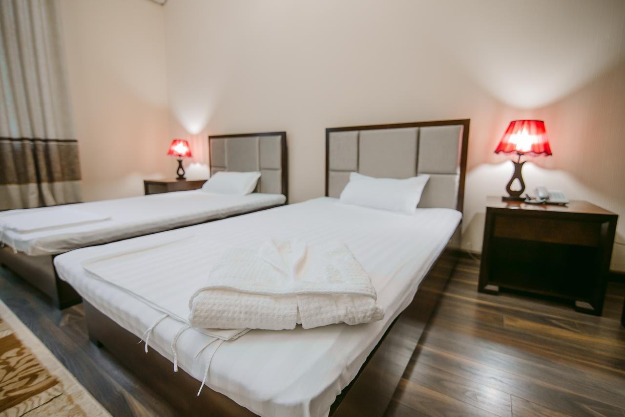 Hotel Inju Taraz Luaran gambar